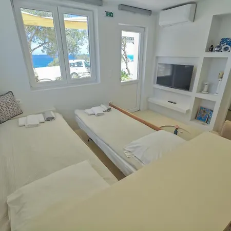 Ni&gio Sterna 6 Apartment Páros